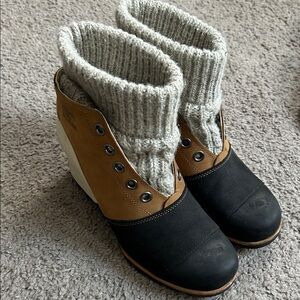 Sorel Tan and Black Winter Boots with Cream Knit Cuff